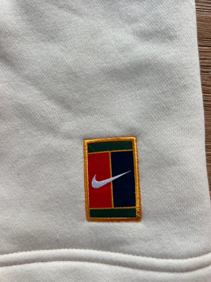 Short Nike court Phoenix - photo numéro 2