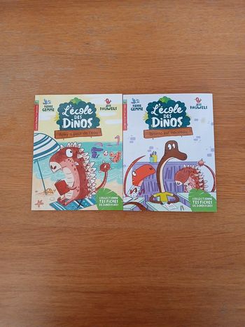 Lot l'école des dinos