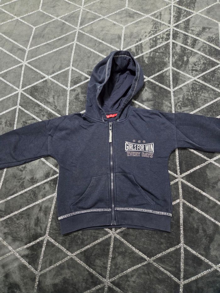 Veste à capuche 5 ans