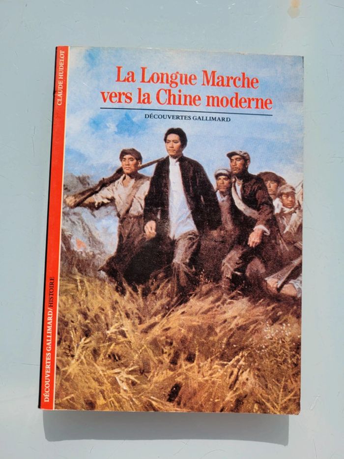 superbe lot de 14 livres Découvertes Gallimard, Nostradamus, Malraux, Sherlock etc - photo numéro 16