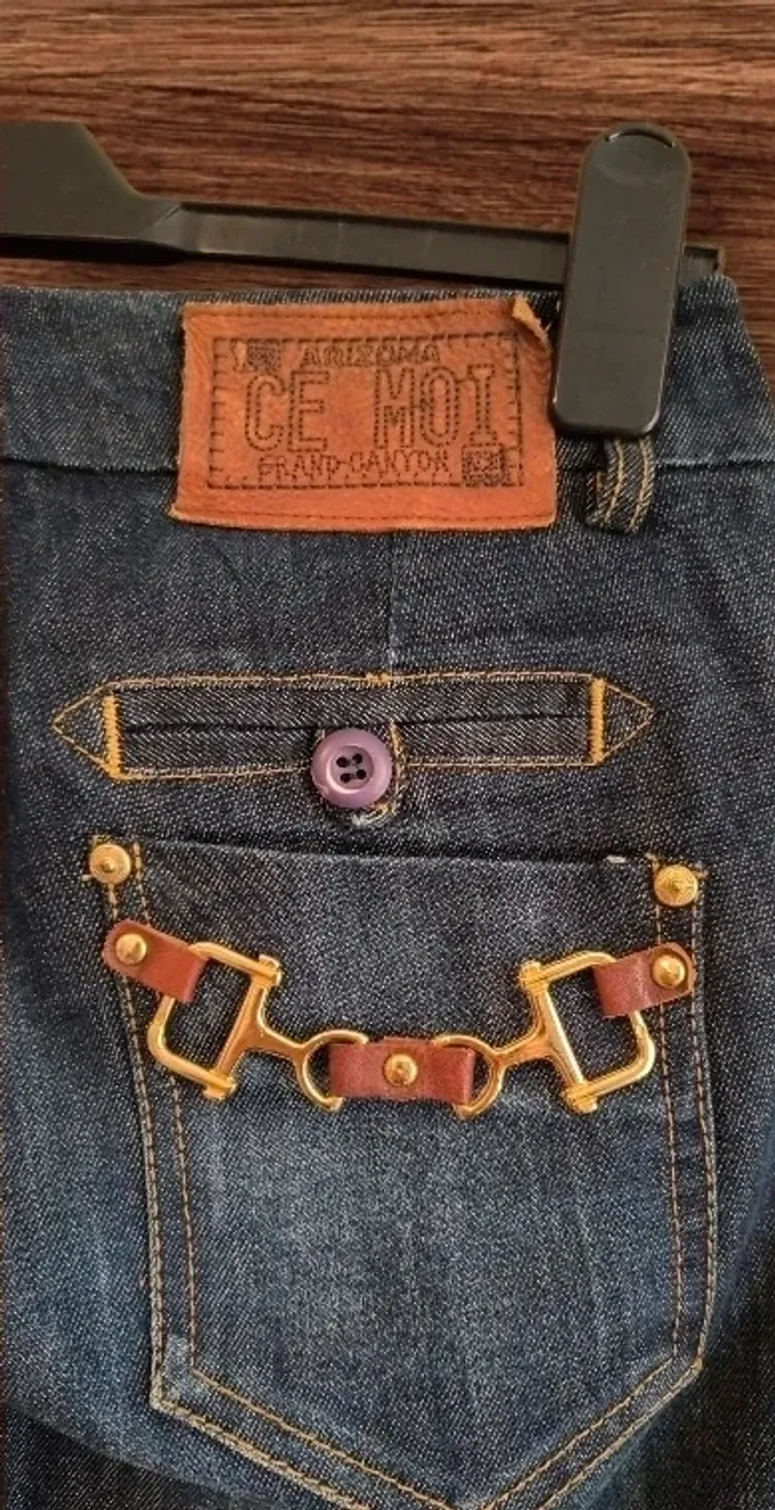 👖 Jean italien stylé Rinascimento – Taille XS 🇮🇹 - photo numéro 3