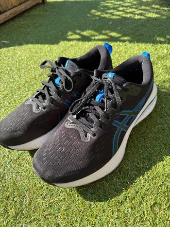 Basket runner ASICS gel excite 10 taille 42 1/2