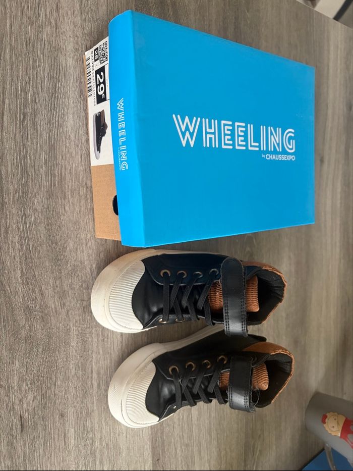 Chaussures taille 25 garçon