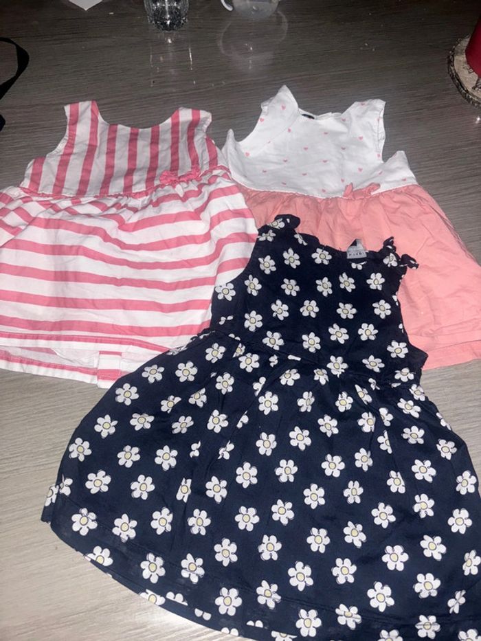 Lot robes 6 mois