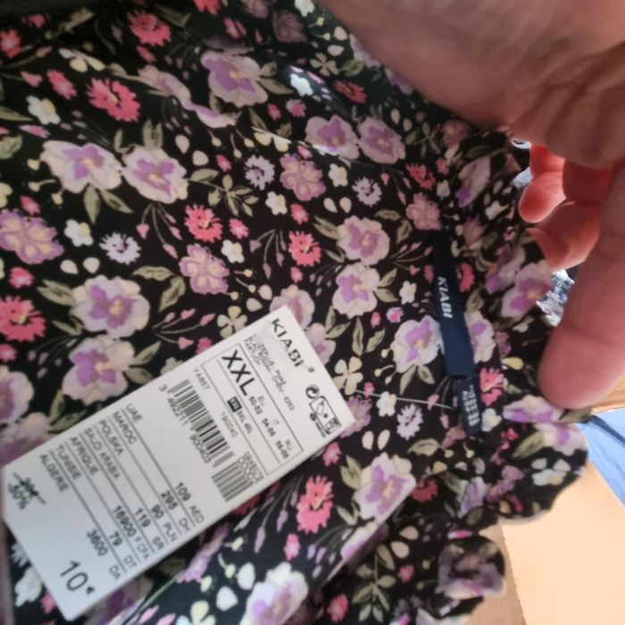 Blouse à fleurs neuve avec étiquette 2xl - photo numéro 3