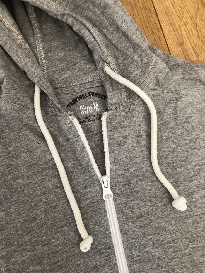 Gilet à capuche - photo numéro 2