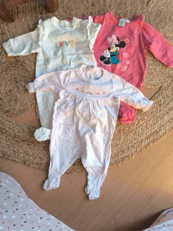 3 pyjamas printemps/été 1 mois