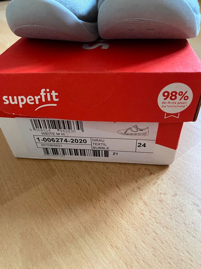 Chaussons Superfit Taille 24 - photo numéro 8