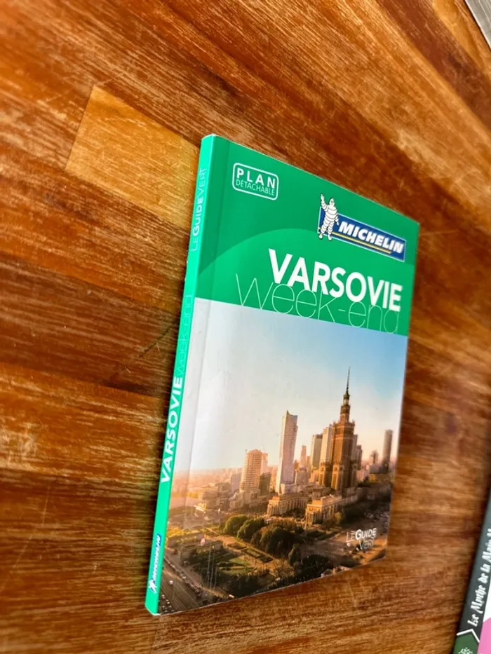 Livre Varsovie en week-end - photo numéro 2
