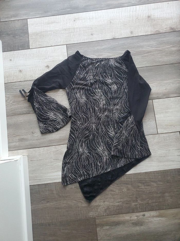 Blouse à paillettes et manches transparentes - photo numéro 3