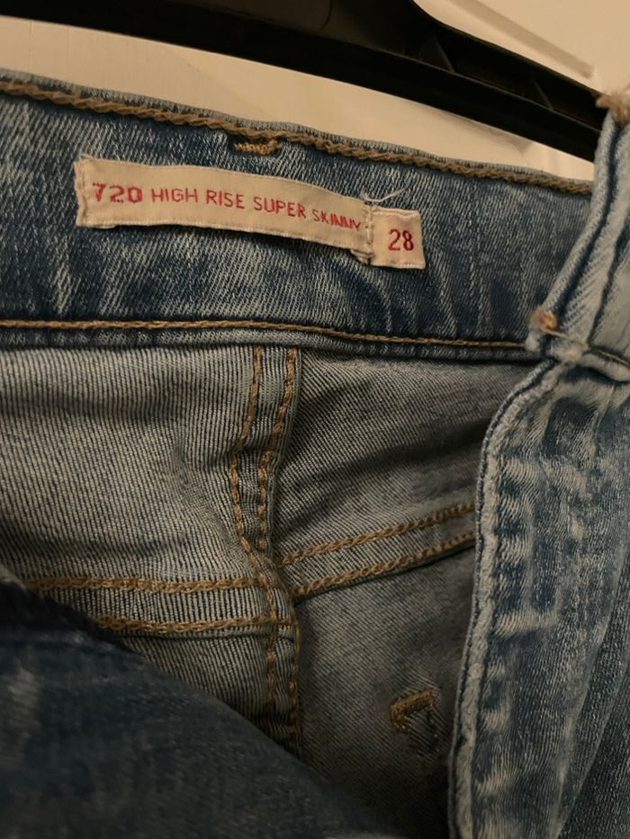 Jeans Levi’s 720 super skinny 28 - photo numéro 3