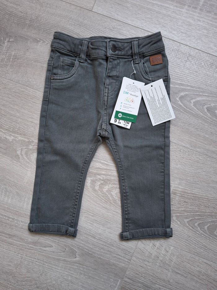Jean neuf 12m
