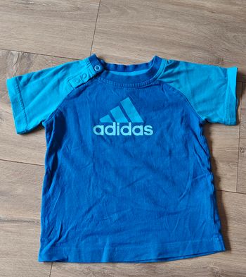 T-shirt adidas