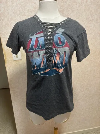 T shirt taille 34 marque ardene
