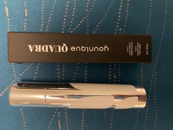 Mascara quadra Younique