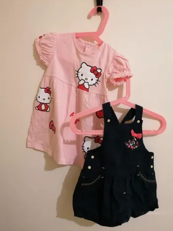 Lot robe été 9 mois hello kitty