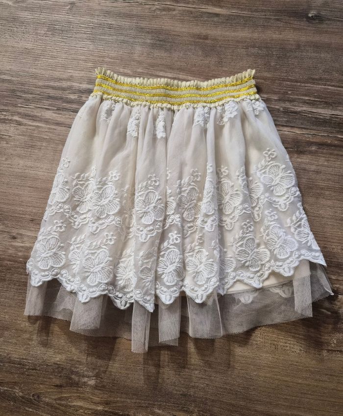 Jupe dentelle tulle