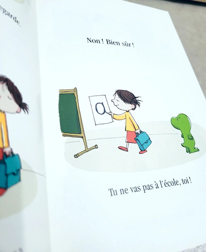 🌺 Livre (école des loisirs) : Le jour du A - photo numéro 4