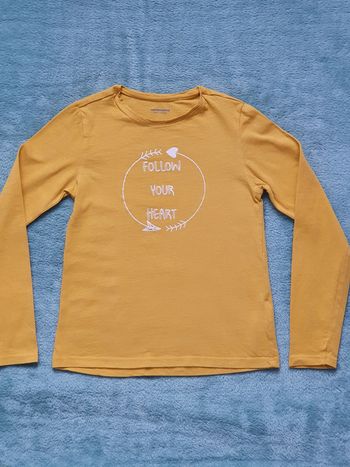 Tres joli tee-shirt 8 ans