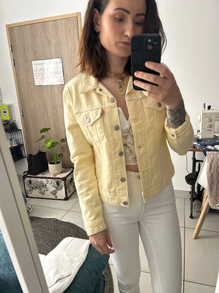 Veste jaune Lévis neuve