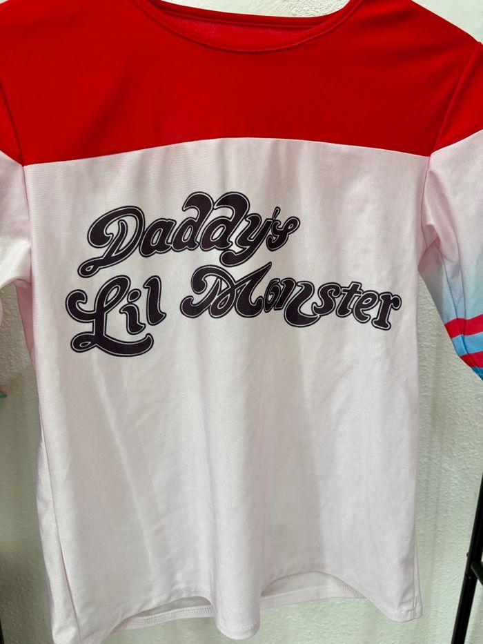 T-shirt Harley Quinn « Daddy’s lil Monster » Taille S - photo numéro 2