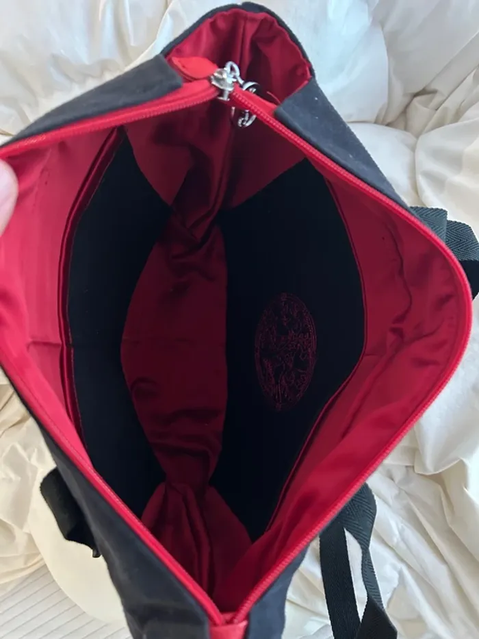 Sac à main noir avec broderie - photo numéro 4