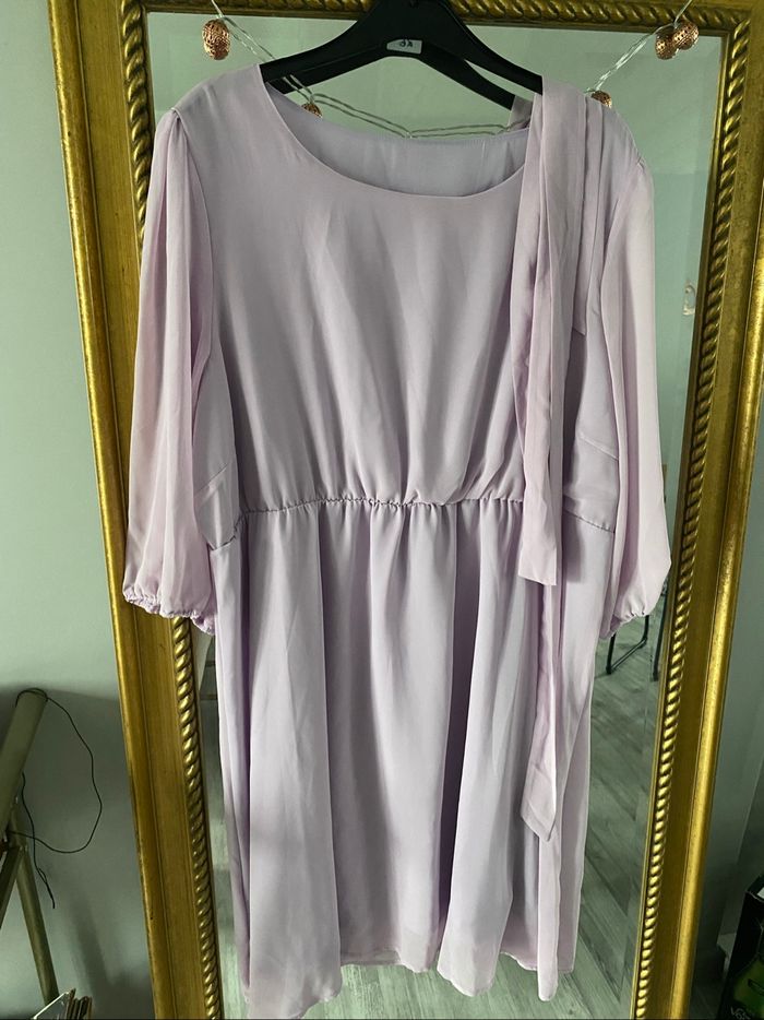 Robe lilas - photo numéro 3