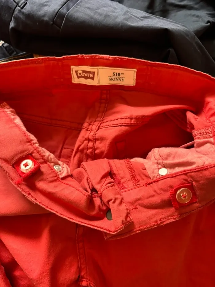 Pantalon rouge Lévis - photo numéro 5
