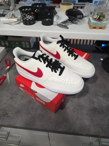 [NEUF] Baskets Nike court vision lo NBA 43