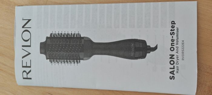 Brosse soufflante coiffante séchante Revlon Neuve - photo numéro 10
