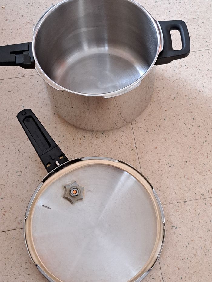 Cocotte-minute inox - photo numéro 8