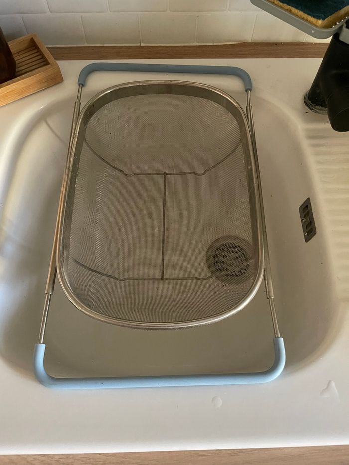 Passoire extensible inoxydable neuve caoutchouc bleu - photo numéro 2