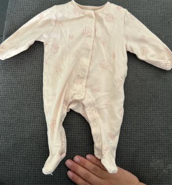 Pyjama avec coquillage rose