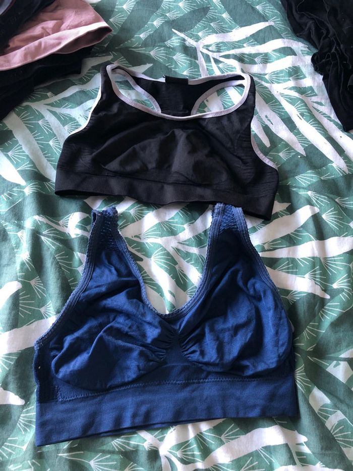 Gros lot brassières - photo numéro 3