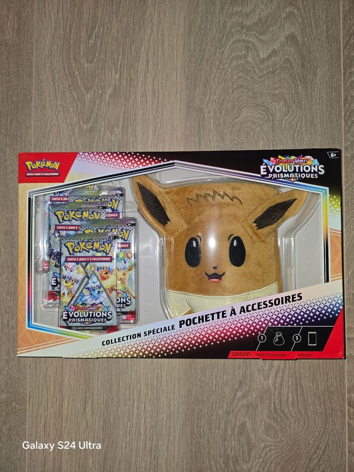 Pokemon coffret Pochette evolutions prismatiques 8.5