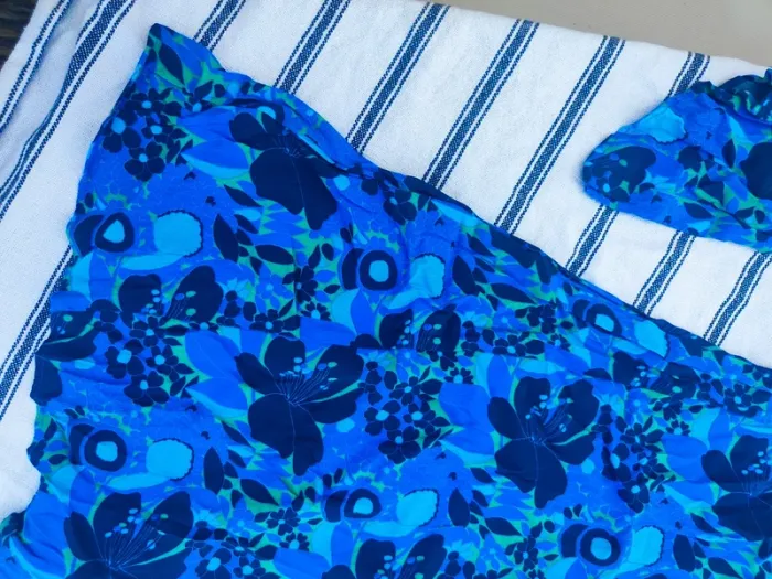 Robe bleue - photo numéro 3