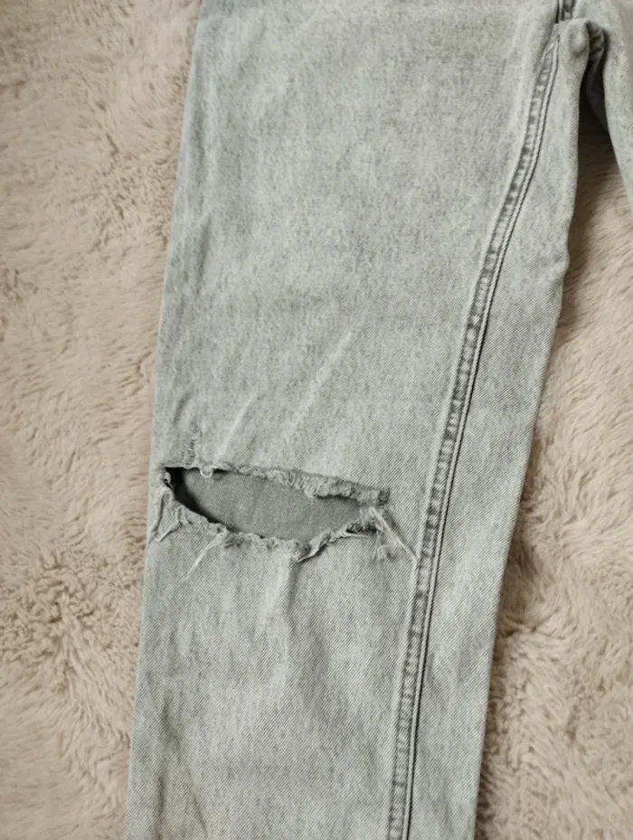 Jean droit gros troué pull&bear 36 - photo numéro 4