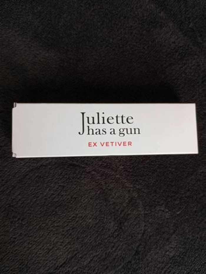 Juliette has a gun - photo numéro 2