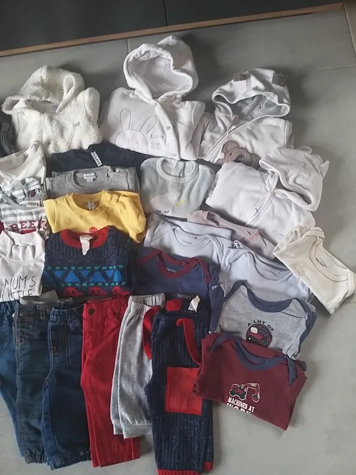 Lot de vêtements hiver garçon 6 mois - photo numéro 2