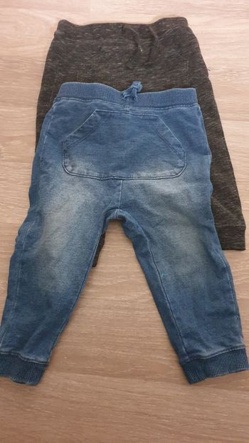 Lot de 2 pantalons 18mois