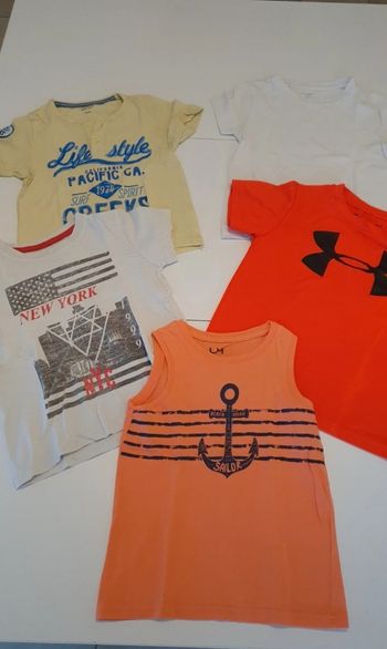 Lot de 5 t shirts en 5 ans