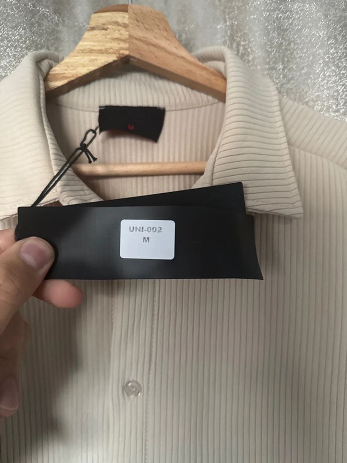 Chemise Uniplay homme – beige côtelée – Taille M – Neuve - photo numéro 4