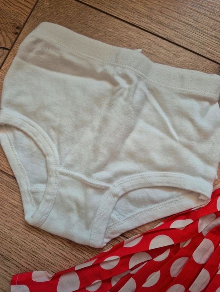 Robe rouge pois plissé et culotte cache couche - photo numéro 6