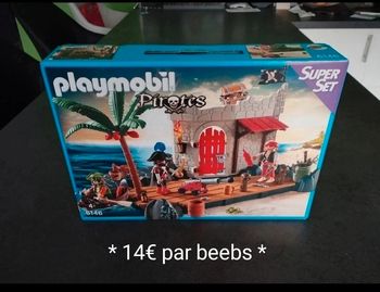 Super set playmobil la forteresse des pirates