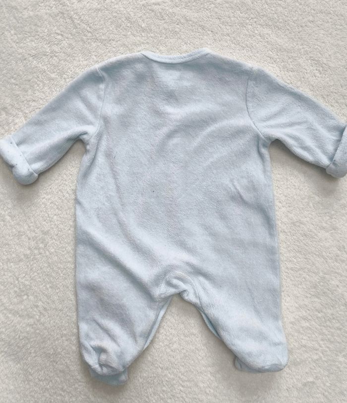 Pyjama 1 mois - photo numéro 2