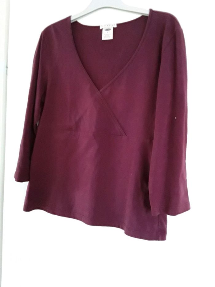 Tee shirt ( couleur prune )