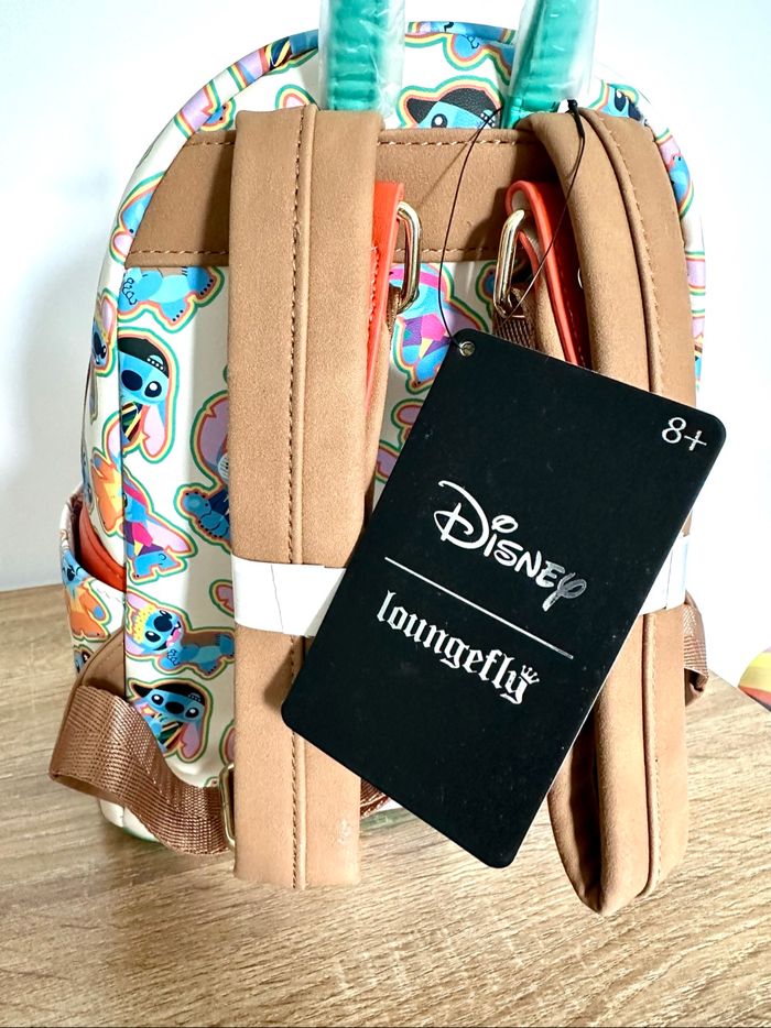 Sac Loungefly backpack Retro Groovy Stitch Disney - photo numéro 8