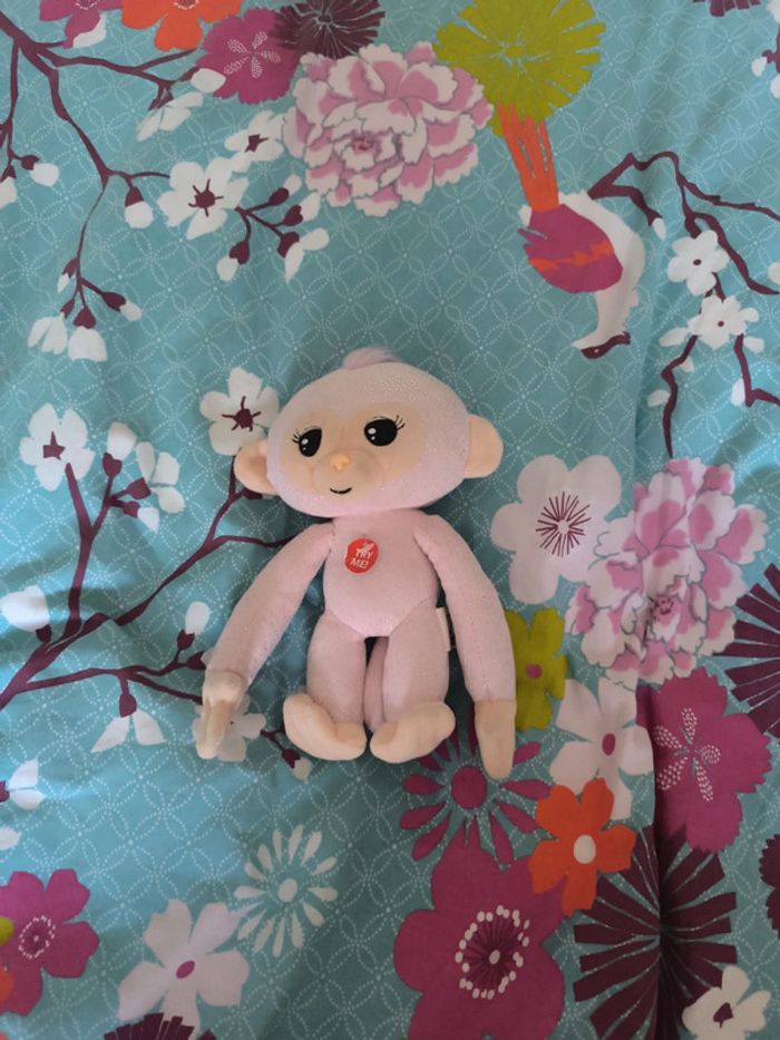Peluche parlante. Fingerlings - photo numéro 2