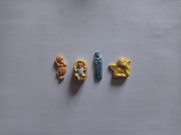 Lot de 4 fèves Jésus/Angelots