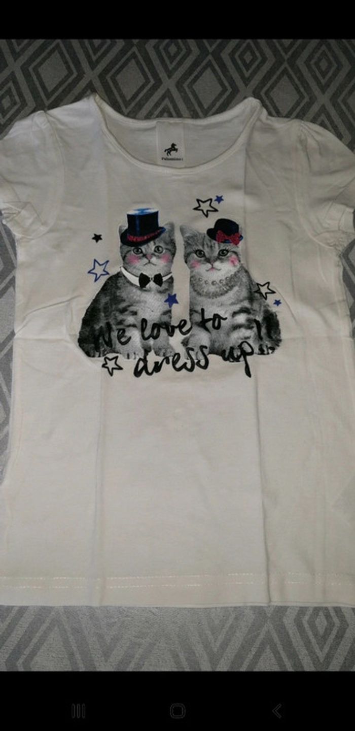 T-shirt fille blanc avec chats 6 ans